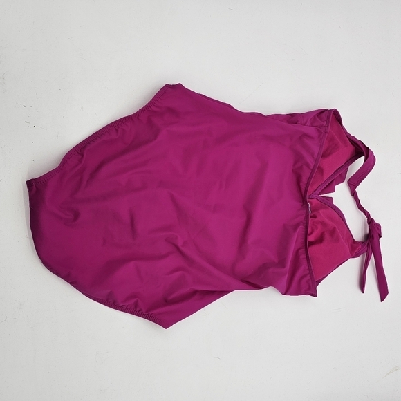 Assets by SPANX Slimming Halter Swimsuit women's size large - Picture 4 of 7